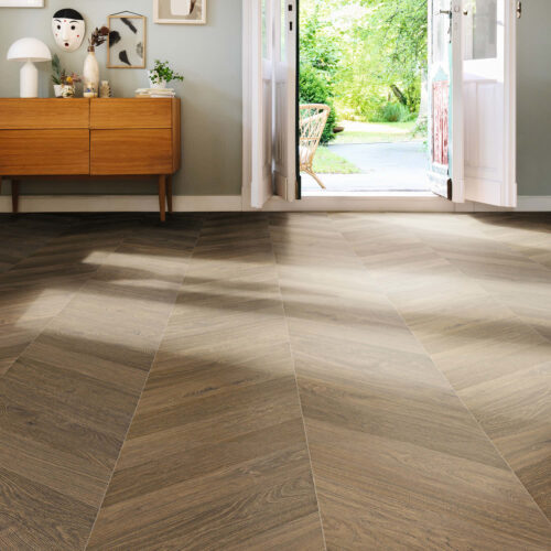 HARO Laminatgulv Chevron Eg røget
